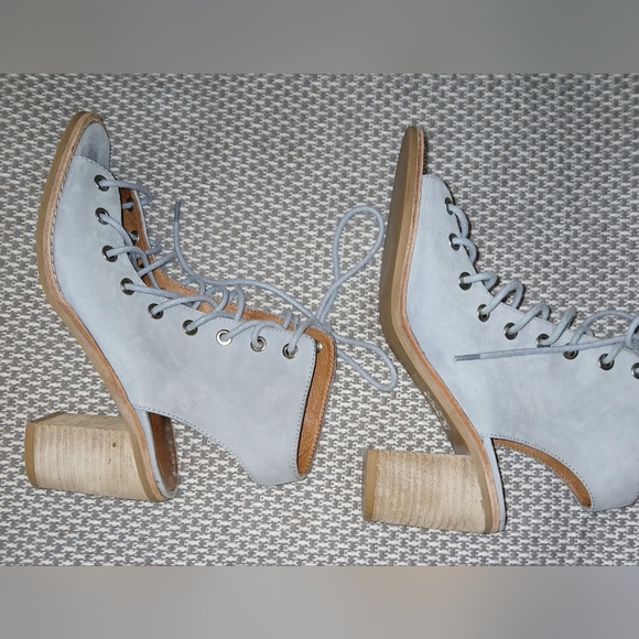 Jeffrey Campbell for Free People Laceup Open Heel Bootie Chunky Heel Sz 6.5 - Picture 8 of 13